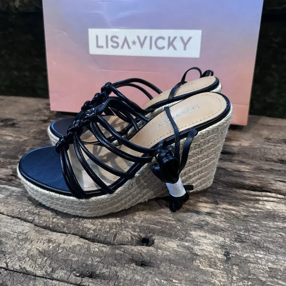 New in Box Black Leather Platform Wedge Ankle Strap Sandal Women's 6 Lisa Vicky